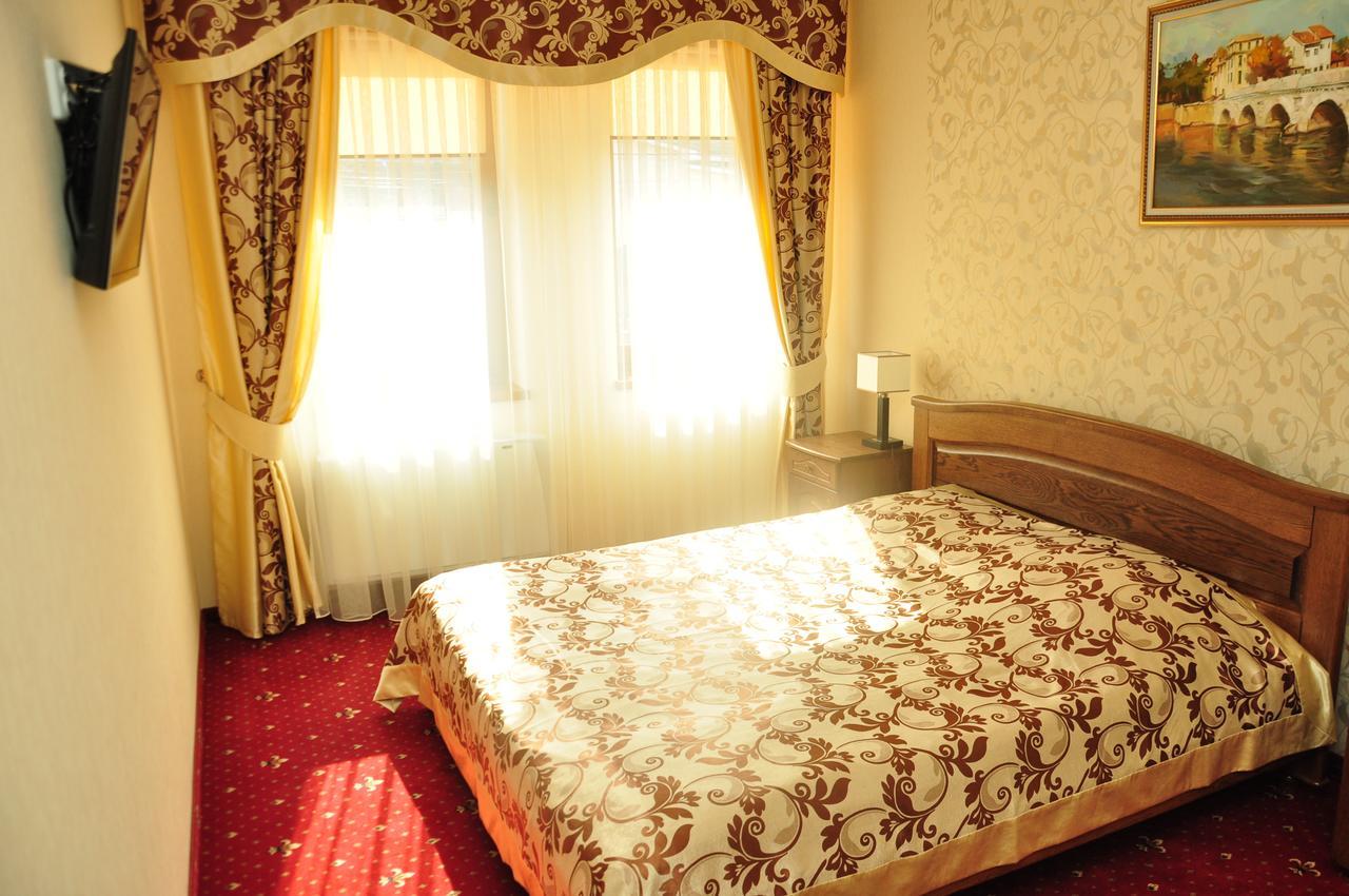 Zhayvoronok Hotel 别列戈沃 外观 照片